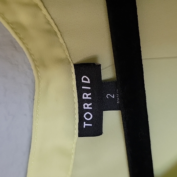 Torrid neon lime Georgette peplum blouse NWT size 2 - Picture 4 of 9